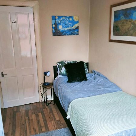 Spacious Flat In Bridgeton, غلاسغو المظهر الخارجي الصورة