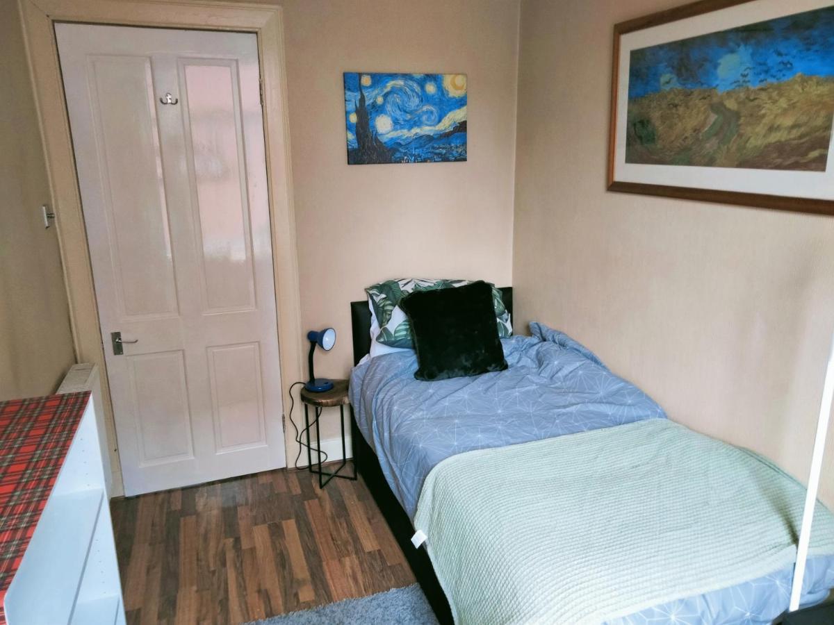 Spacious Flat In Bridgeton, غلاسغو المظهر الخارجي الصورة