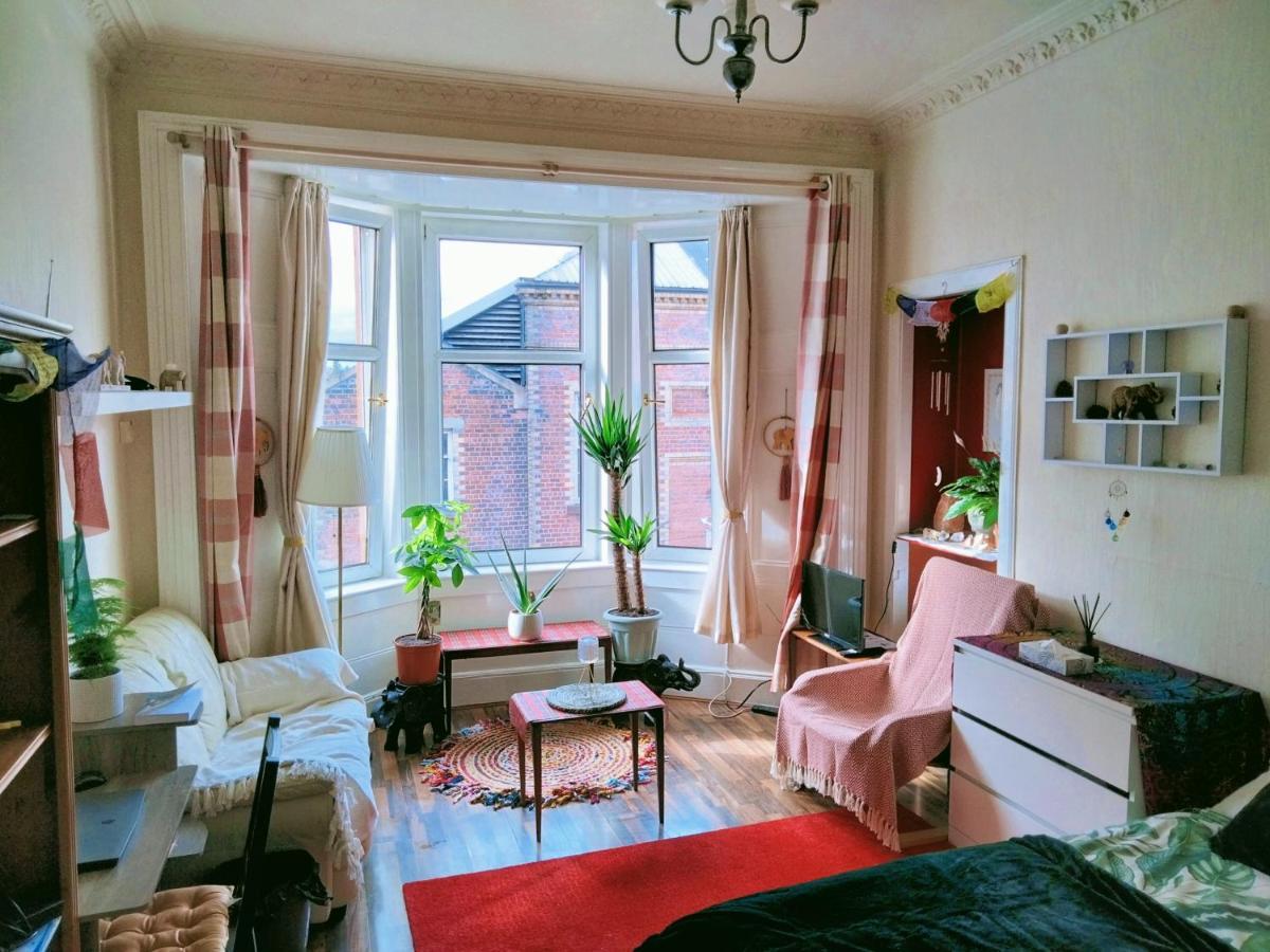 Spacious Flat In Bridgeton, غلاسغو المظهر الخارجي الصورة